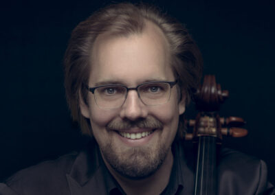 Wolfgang Emanuel Schmidt – Cello